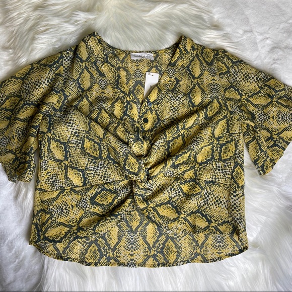 They Line of Style Women’s top blouse size small - Picture 8 of 8